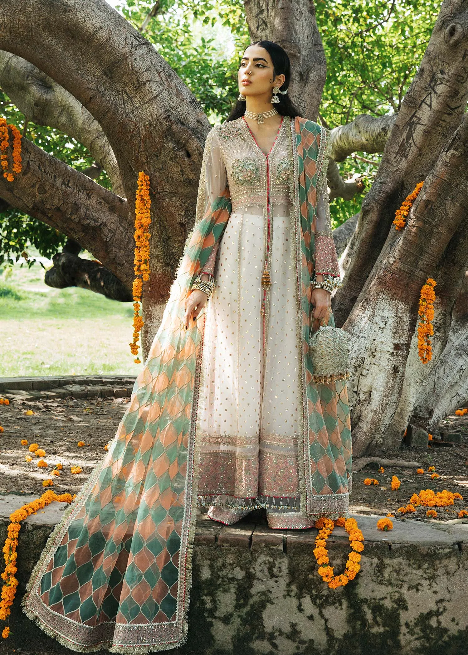 Hussain Rehar Festive Collection 2022 – Diya