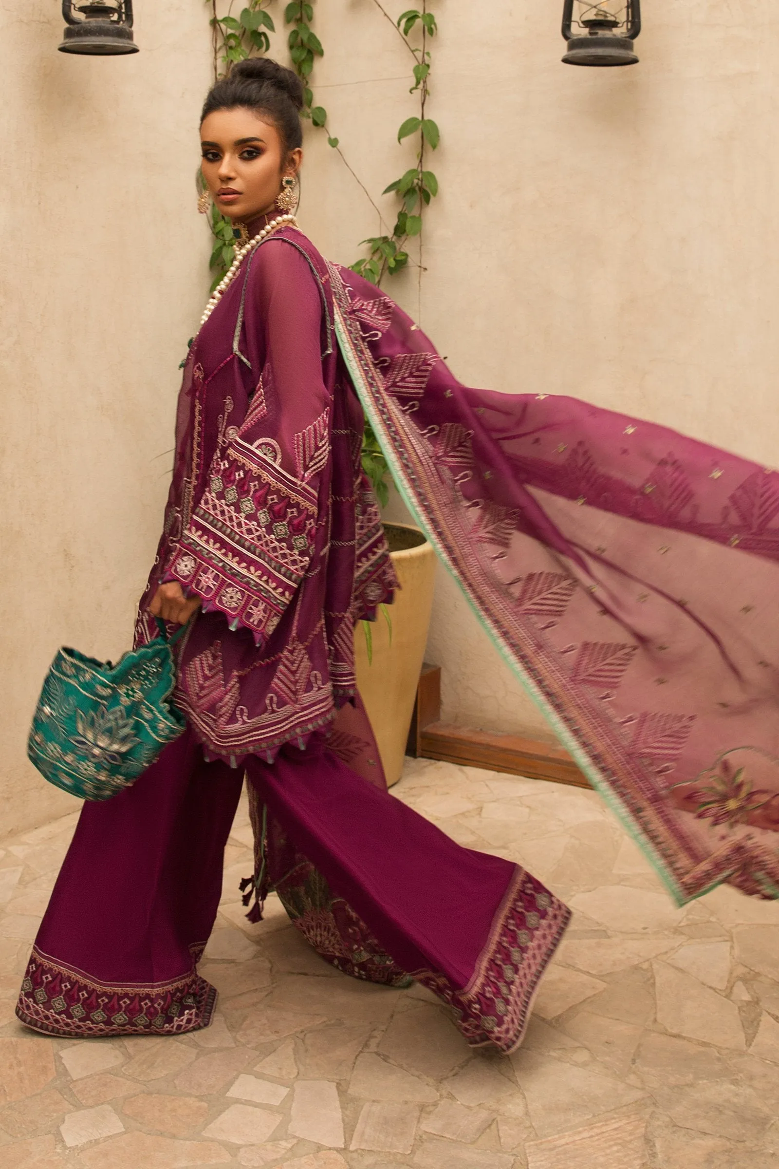 Élan Luxury Festive Collection 2019 – EF-04 (NARINA)